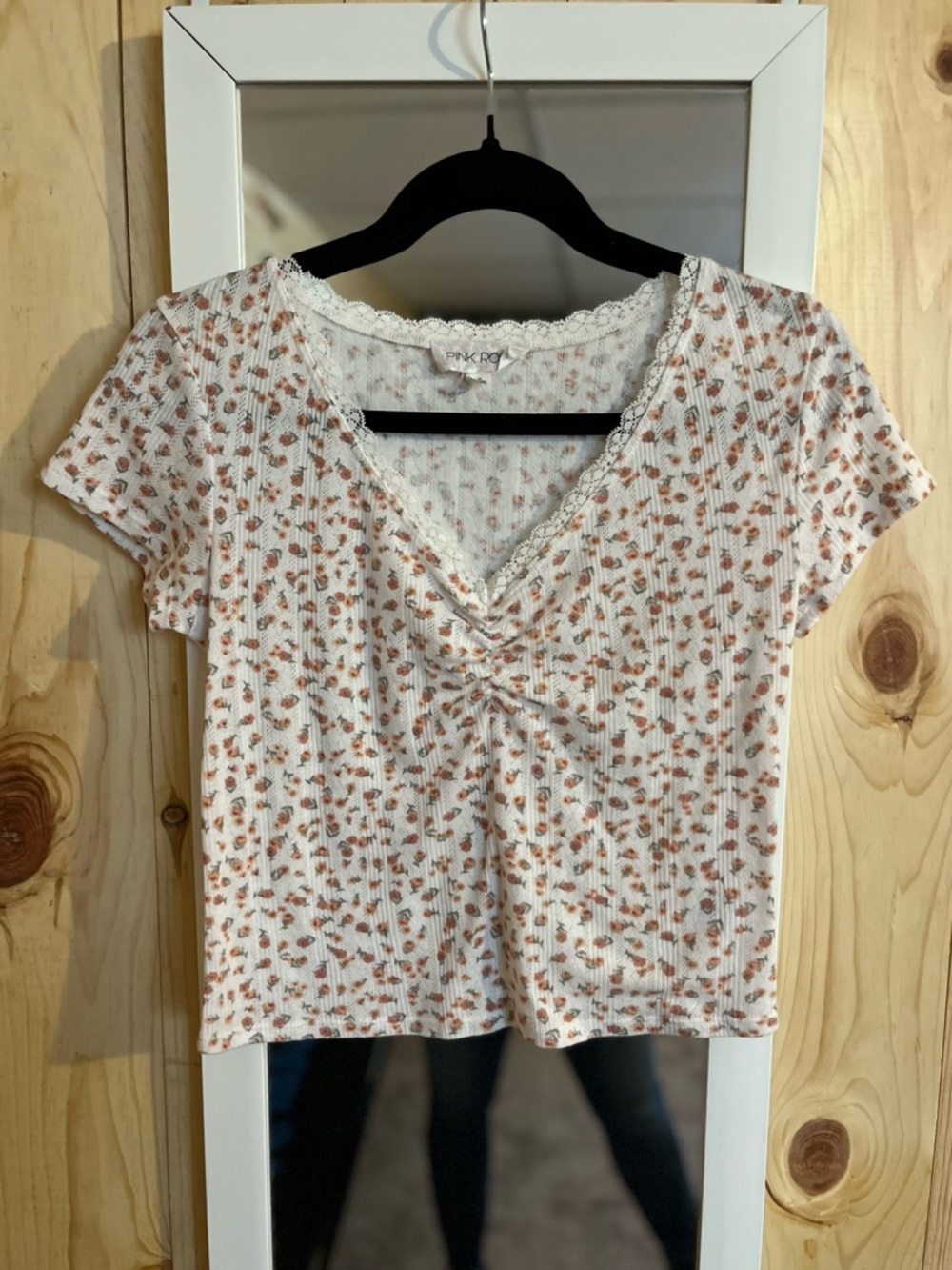 Pink Rose Pointelle Lace Rose Detailed Crop Top